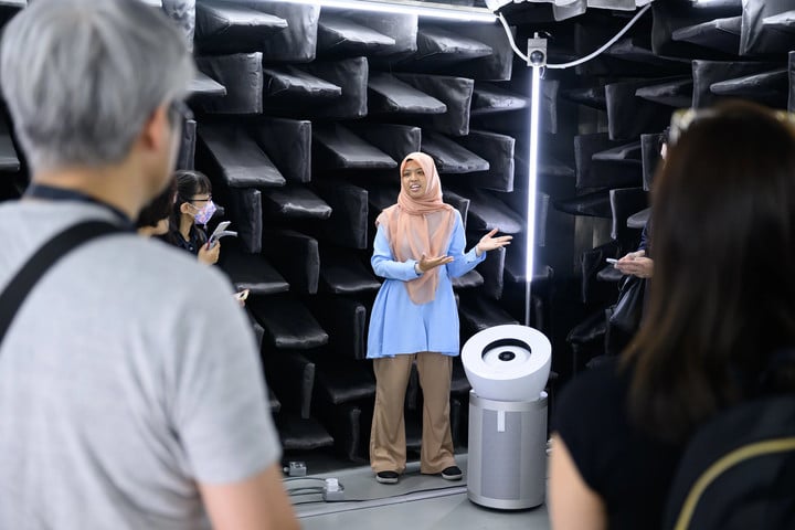 WK16-Future-of-Clean-Day-2_STC_Semi-anechoic-chamber.jpg