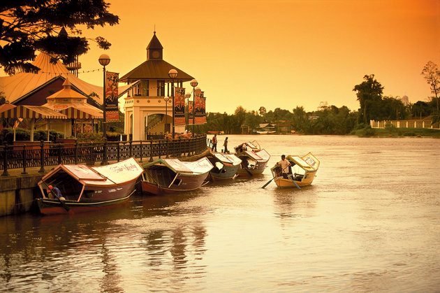 古晋河滨公园 | Kuching Waterfront